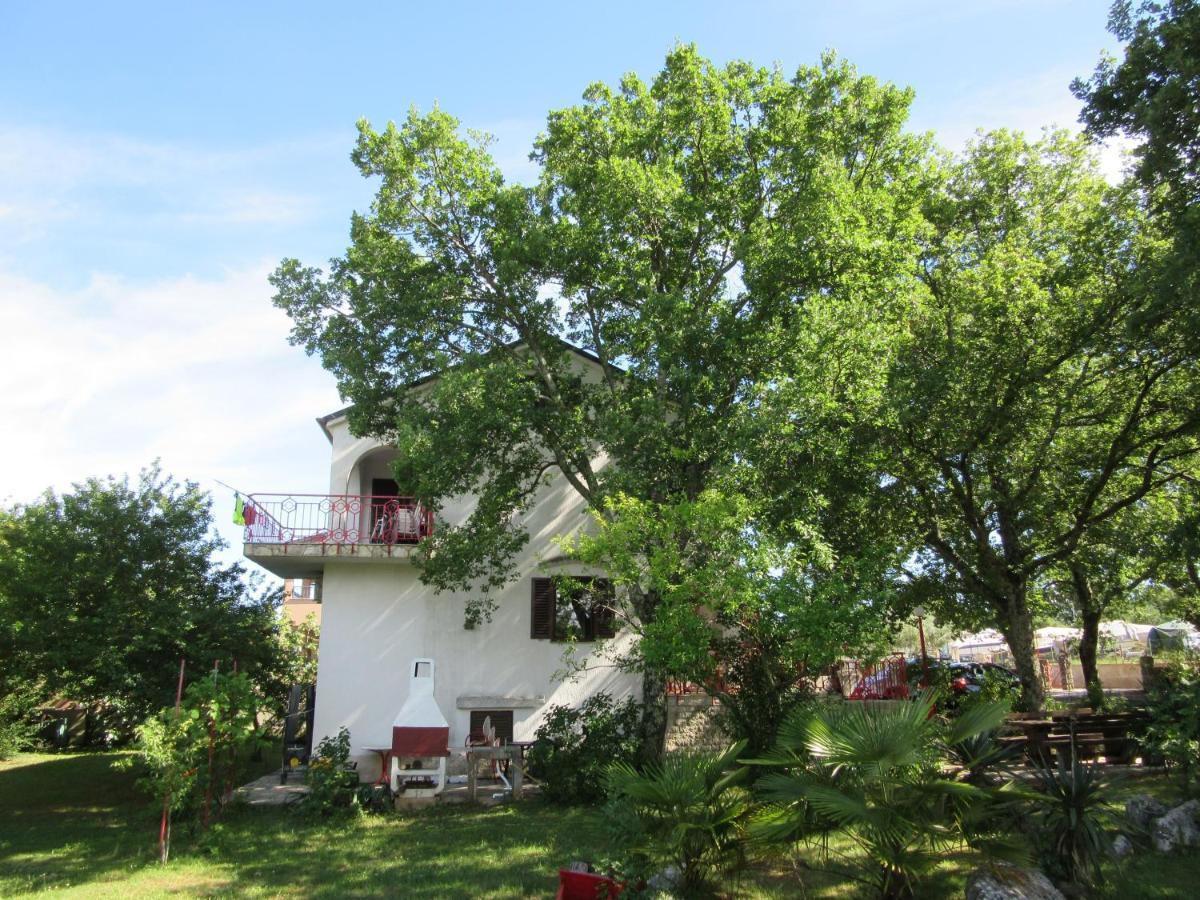 Villa Kucan Porat  Esterno foto